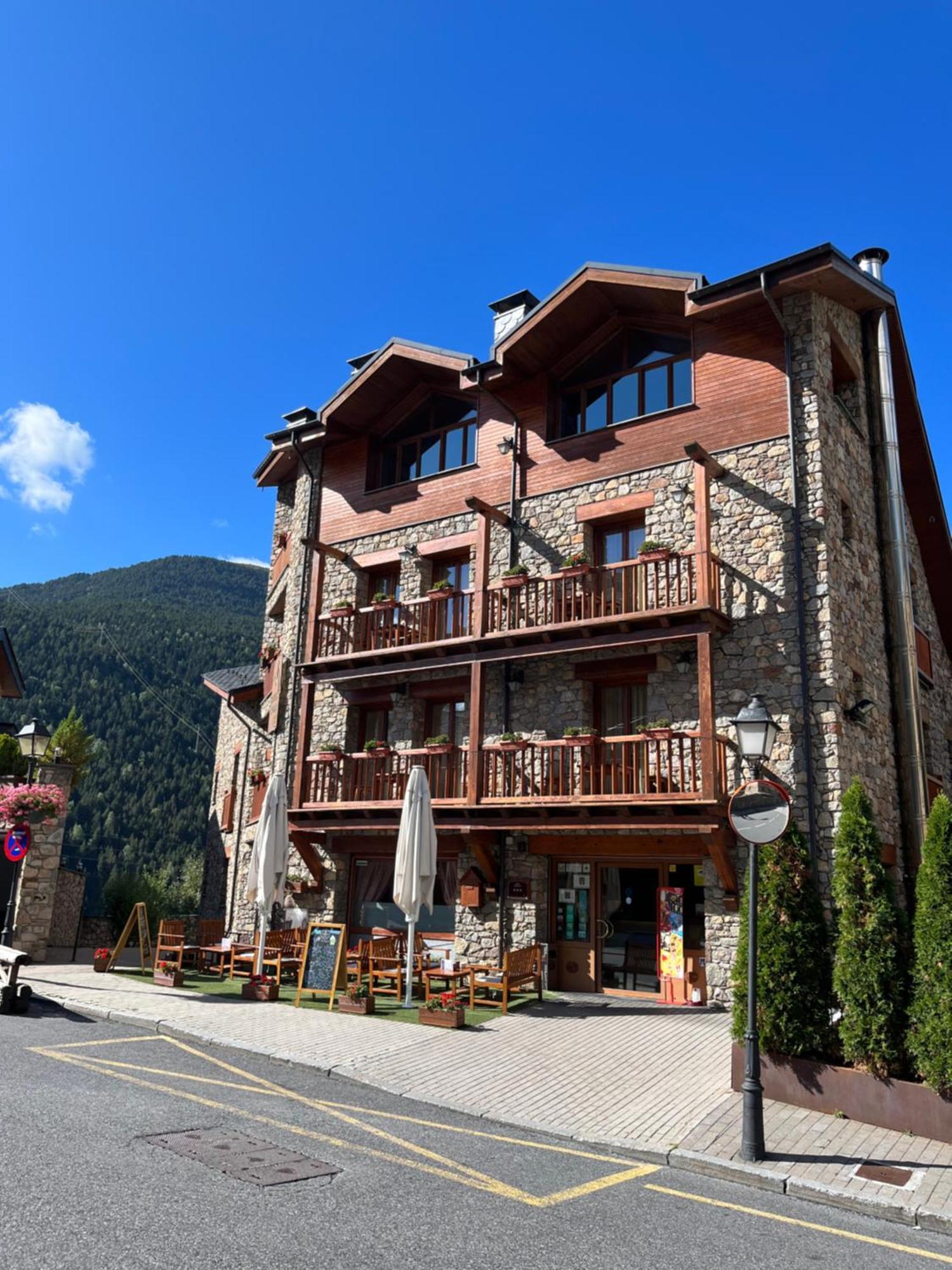Wuau! Hotel Segle XX Ransol Exterior photo